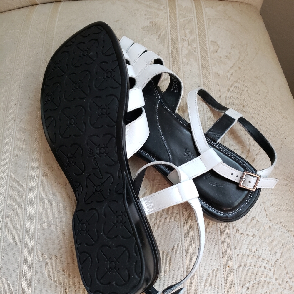 Clark's sandles 8